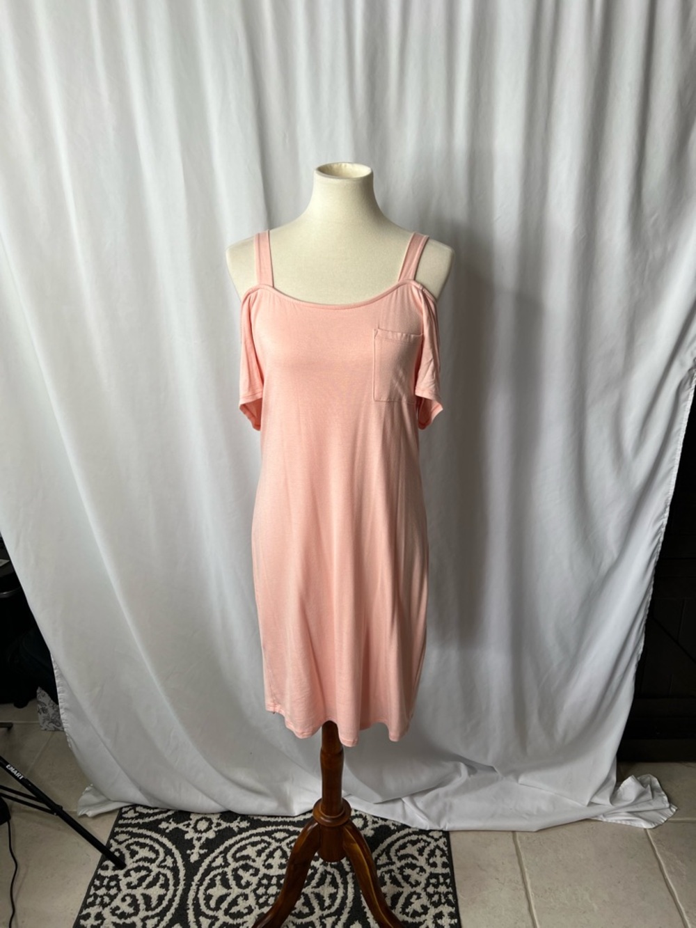🌸 VENUS Blush Pink Cold Shoulder Dress – Size M 🌸
